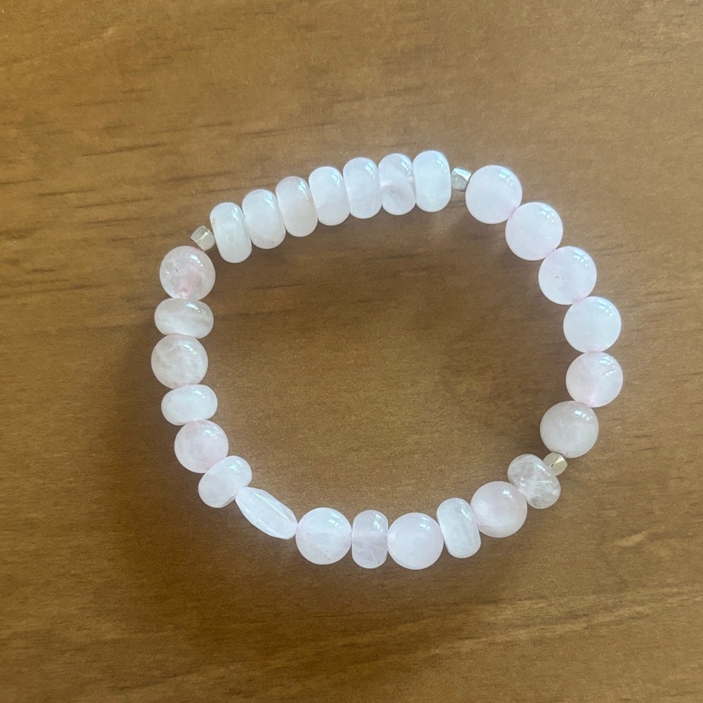 Elegant Rose Quartz Beaded Bracelet